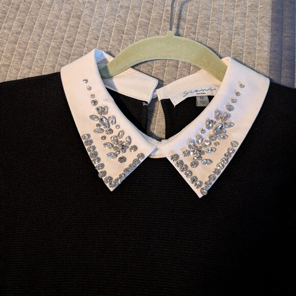 Sioni black jeweled sweater size M - Picture 2 of 12